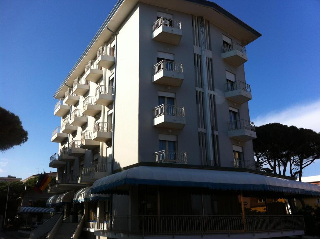 Hotel Umberto Lido di Jesolo Exterior foto